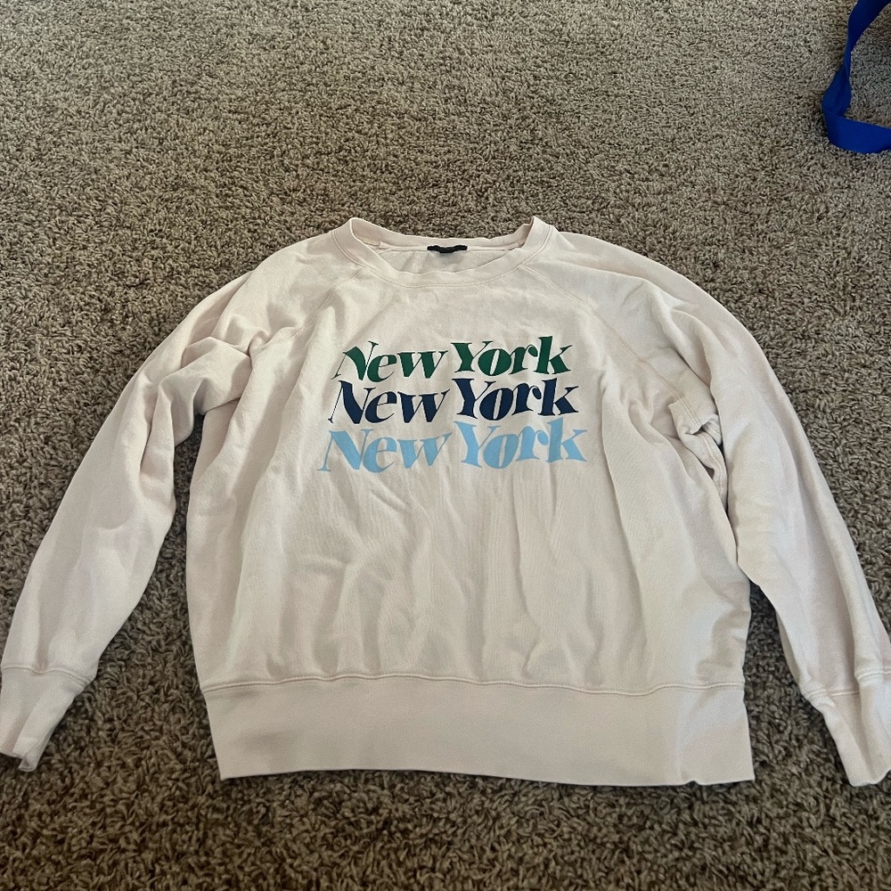 Magic Rinse™ crewneck sweatshirt